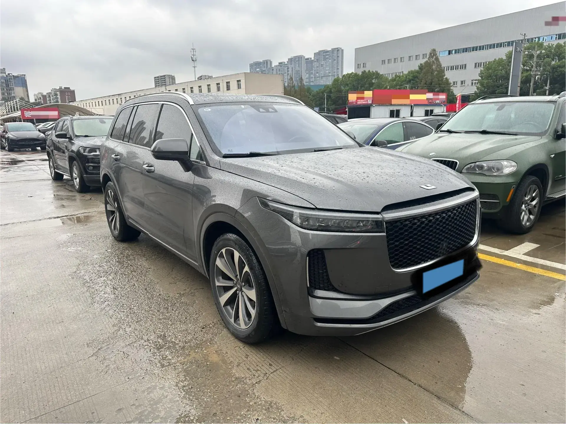 2020 LI ONE thumbnail 3