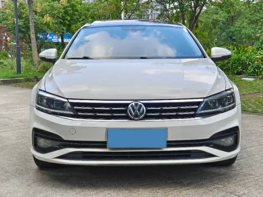 2019 VOLKSWAGEN LAMANDO thumbnail 2