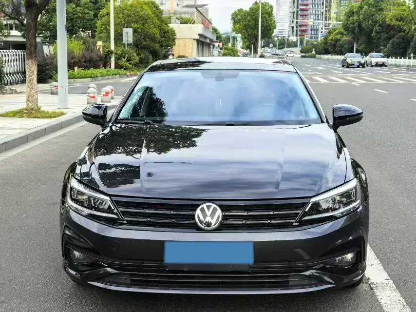 2021 VOLKSWAGEN LAMANDO thumbnail 2