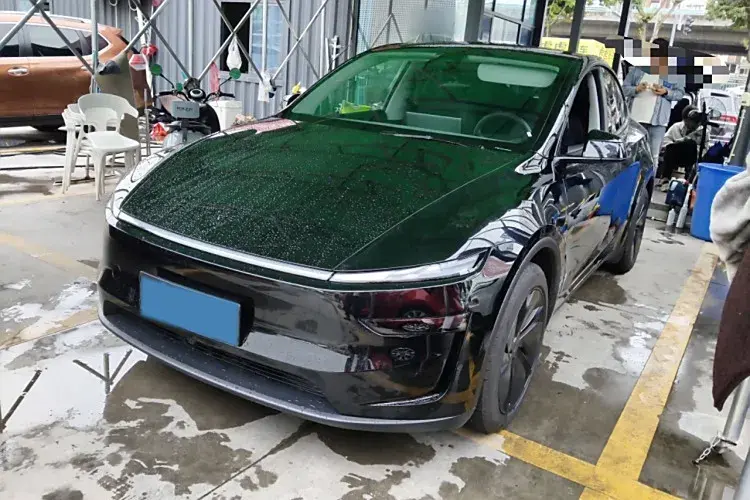 2025 Tesla Model Y BEV 62.5KWH 2025 Tesla Model Y BEV 62.5KWH