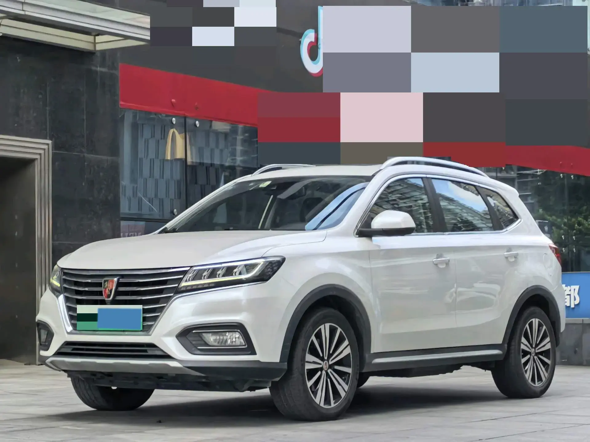 2017 ROEWE RX5 view 1