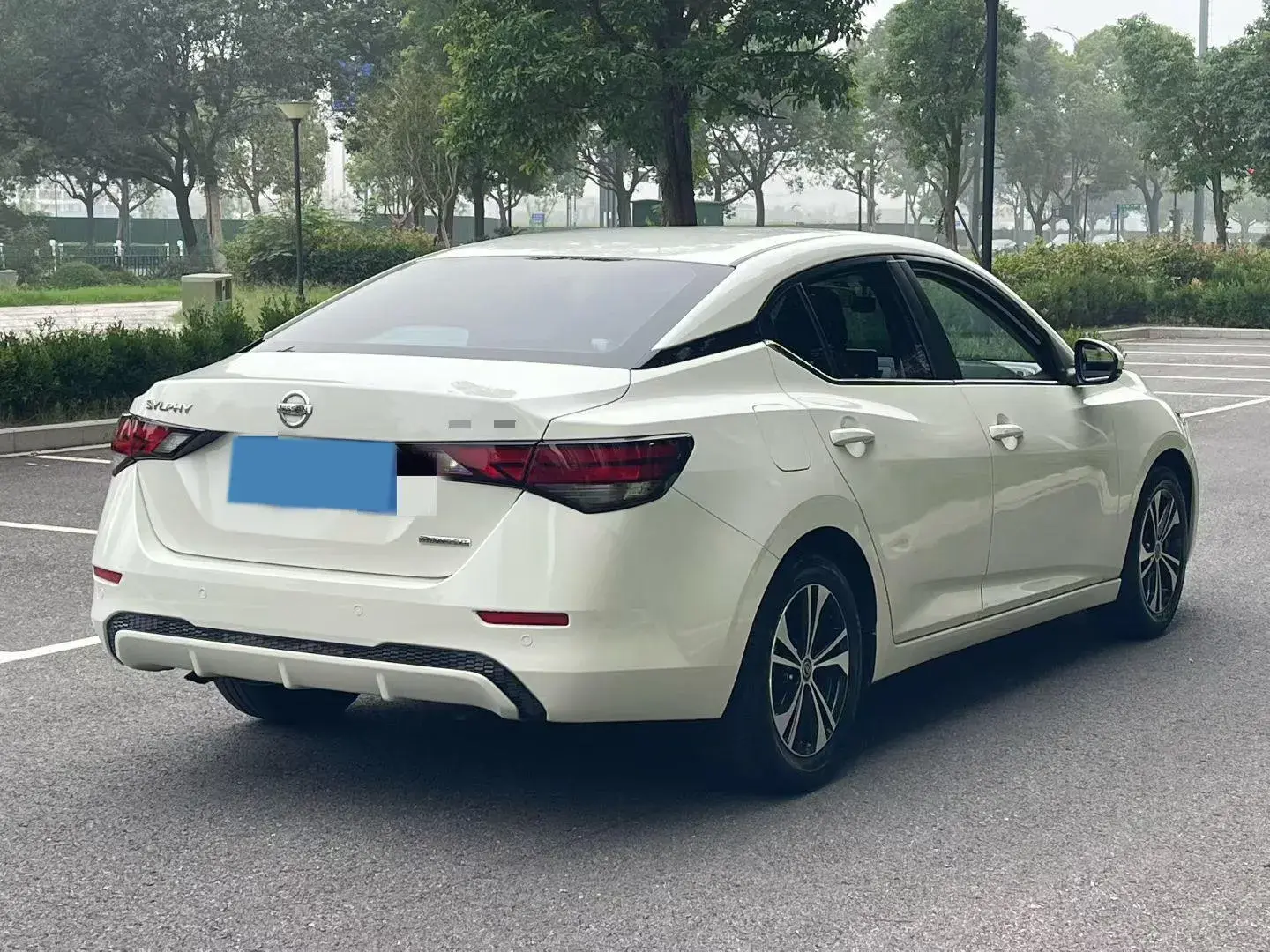 2021 NISSAN SYLPHY thumbnail 4