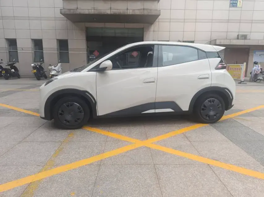 2025 BYD SEAGULL thumbnail 3