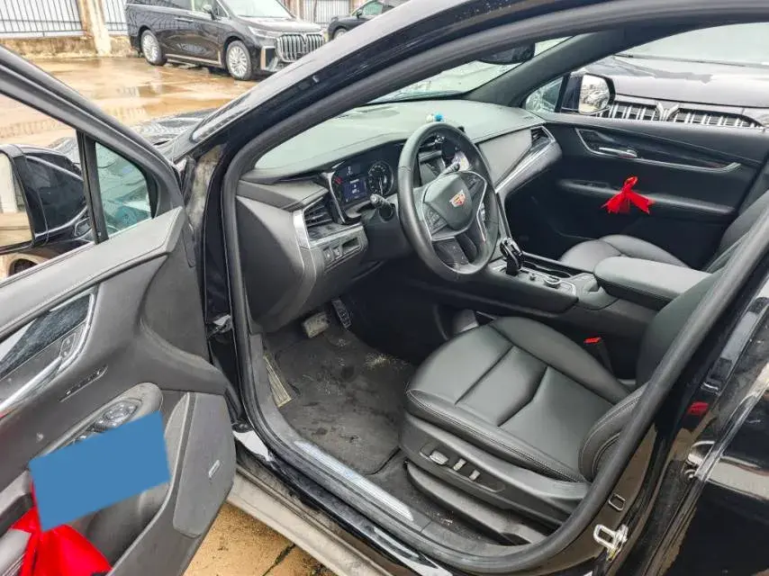 2023 CADILLAC XT5 thumbnail 3