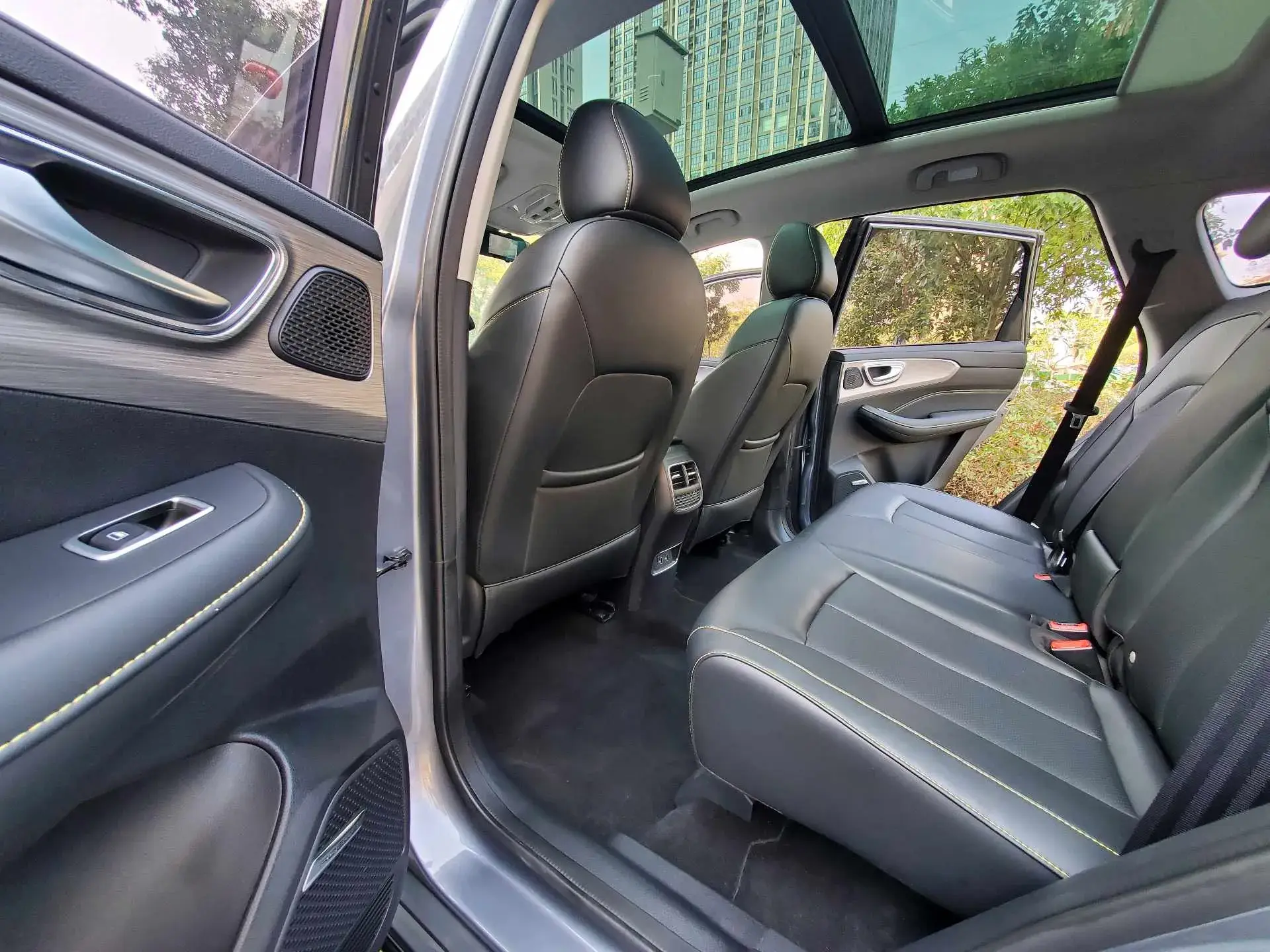 2020 ROEWE RX5 thumbnail 4