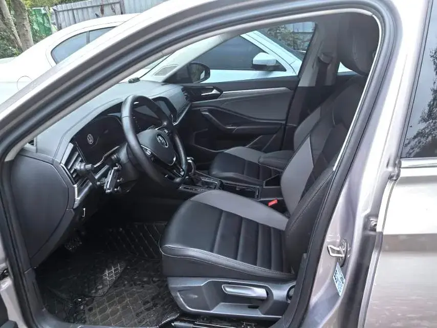 2021 VOLKSWAGEN SAGITAR thumbnail 2