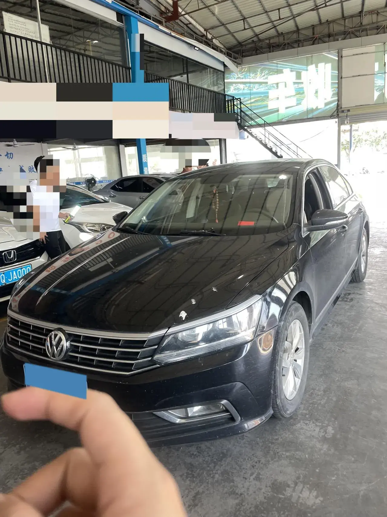 2015 VOLKSWAGEN PASSAT view 1