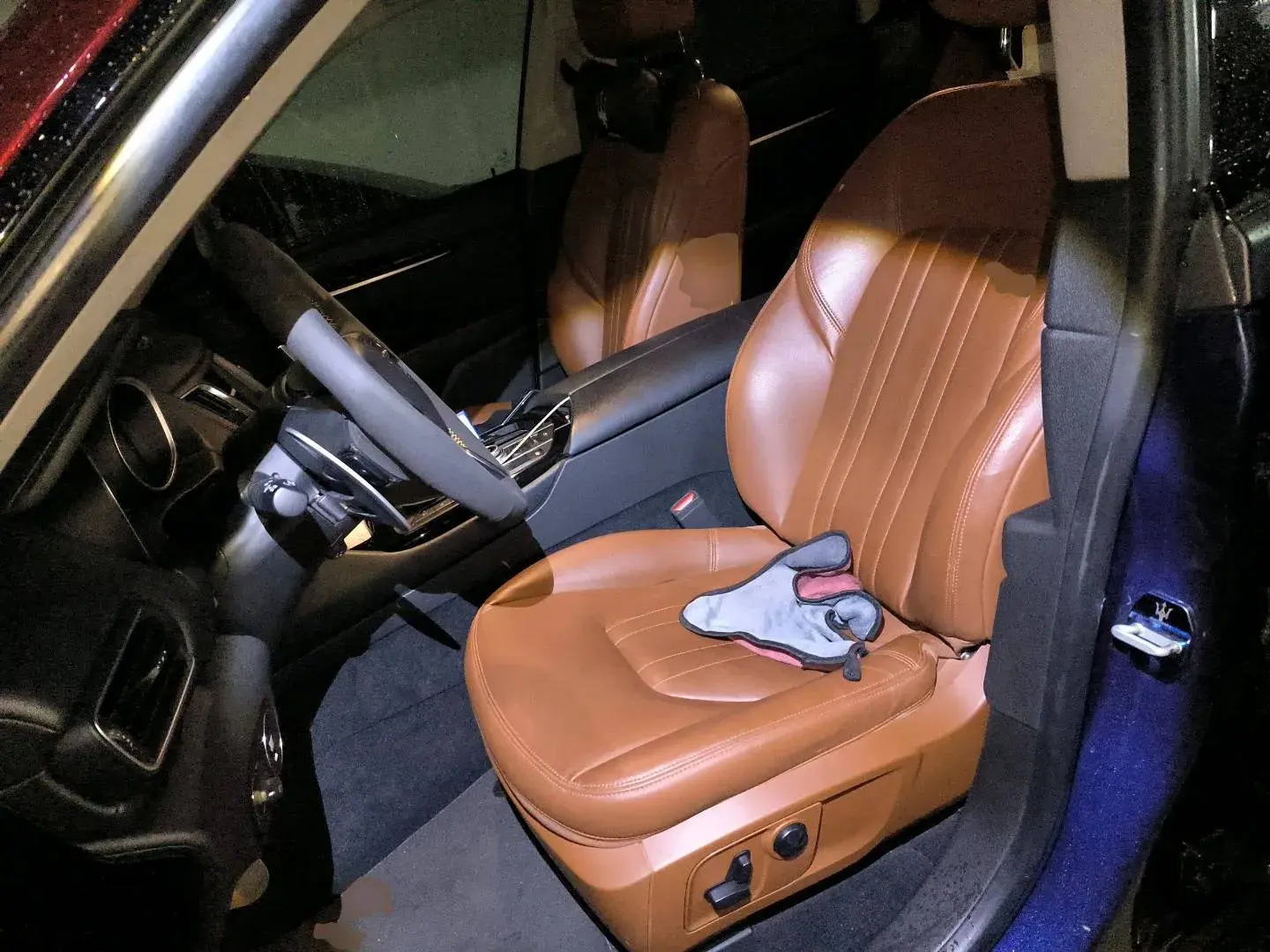 2018 MASERATI LEVANTE thumbnail 4