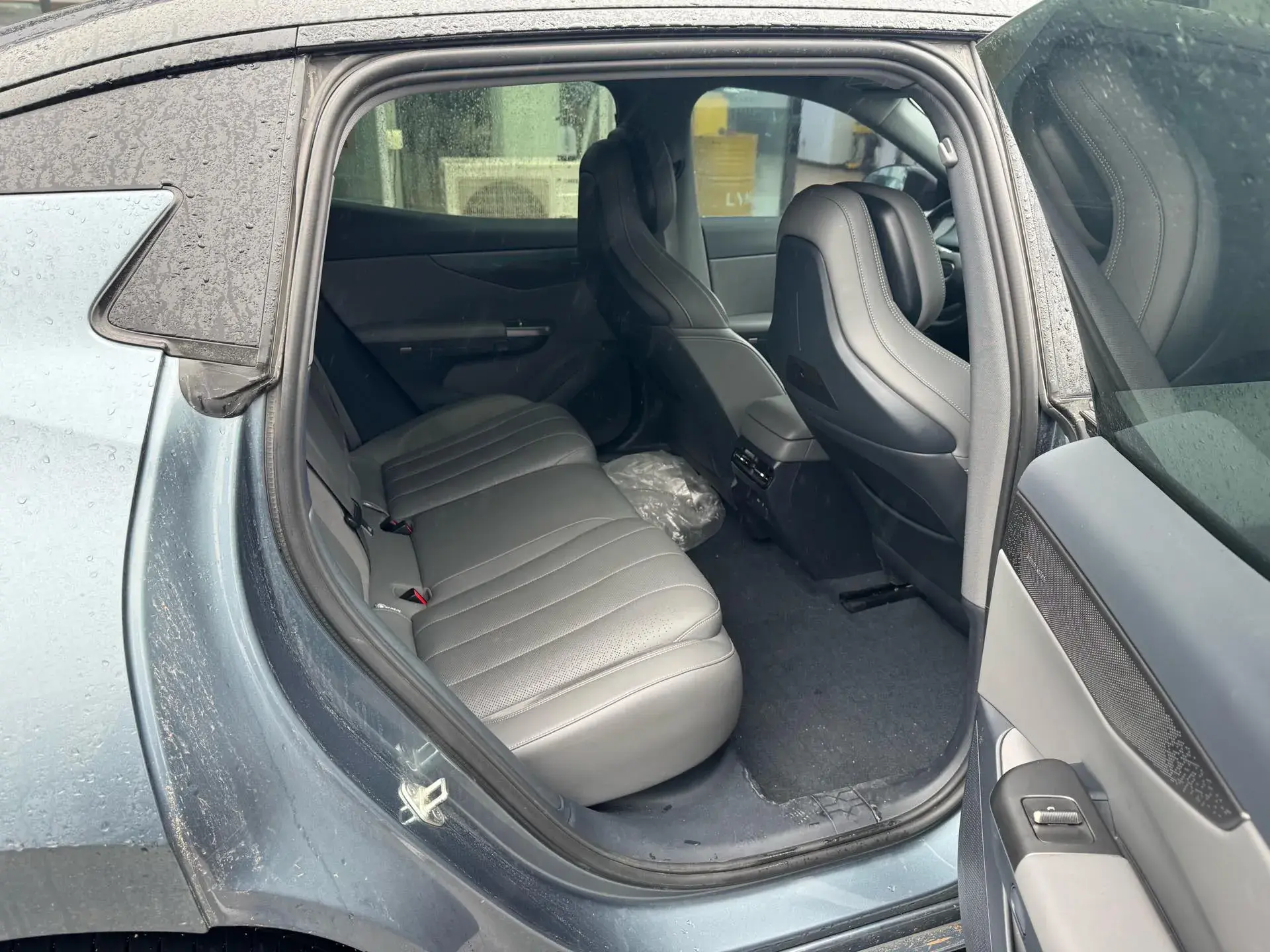 2024 LYNK&CO 07 thumbnail 2