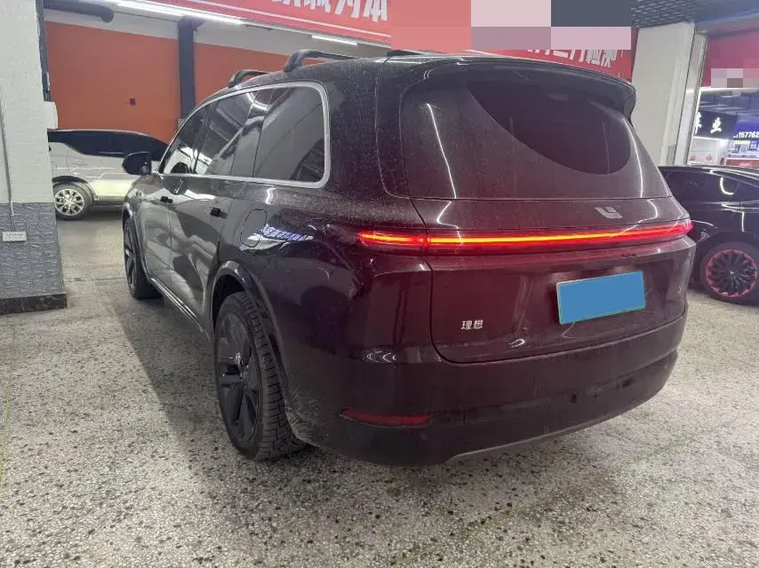 2023 LI L9 thumbnail 2