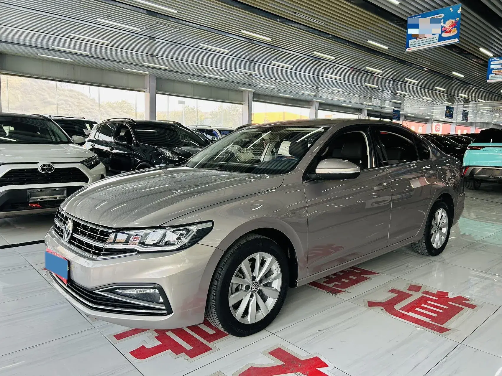 2019 VOLKSWAGEN BORA view 1