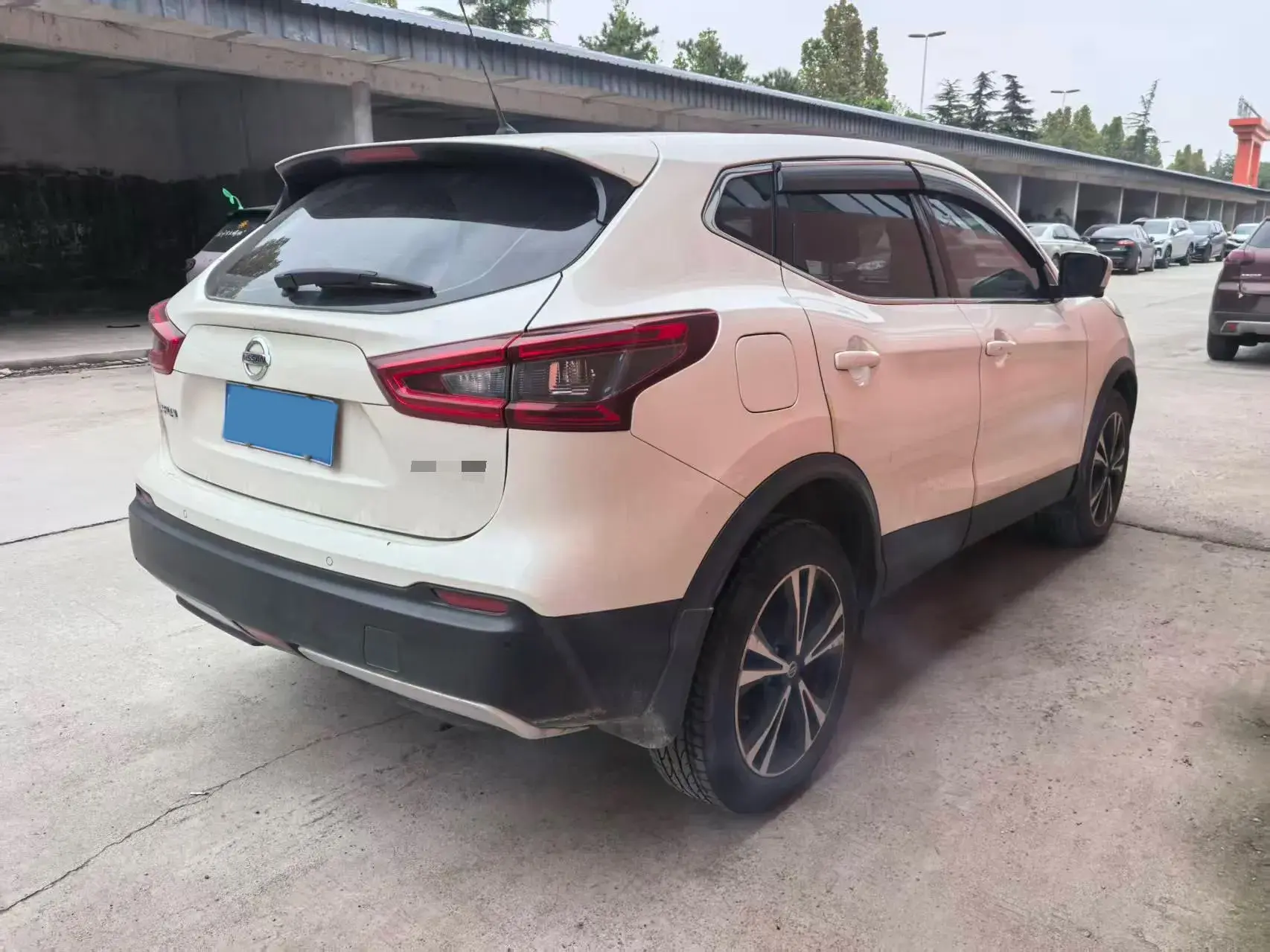 2021 NISSAN QASHQAI thumbnail 4