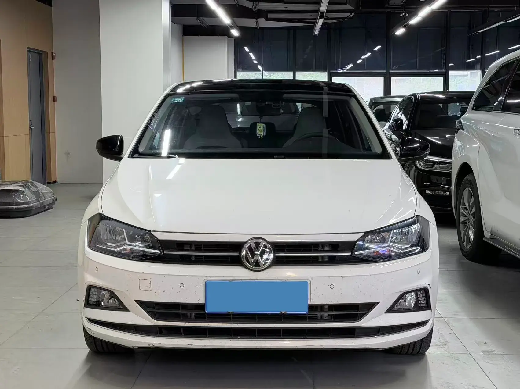2019 VOLKSWAGEN POLO thumbnail 2
