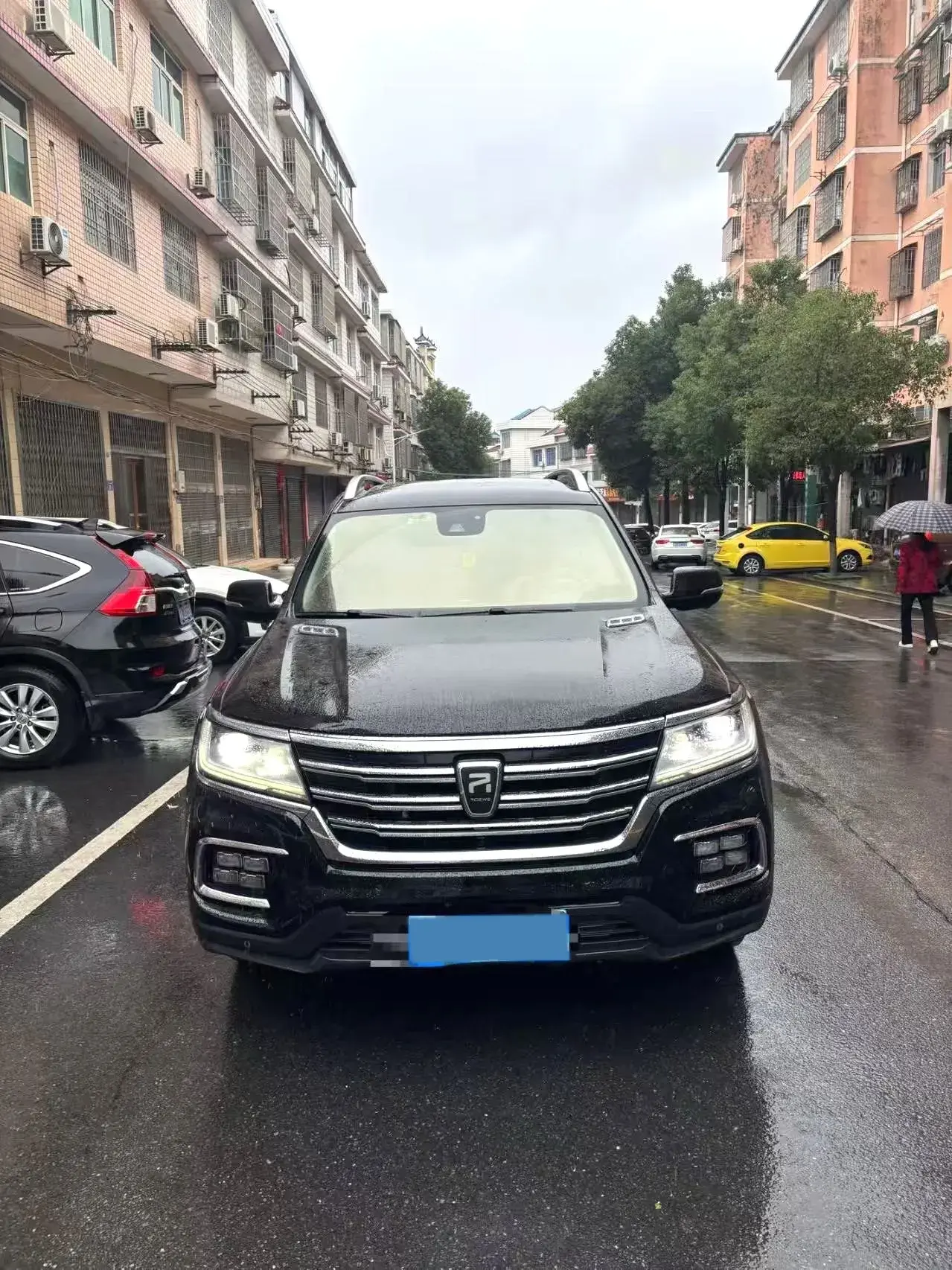 2018 ROEWE RX8 thumbnail 3