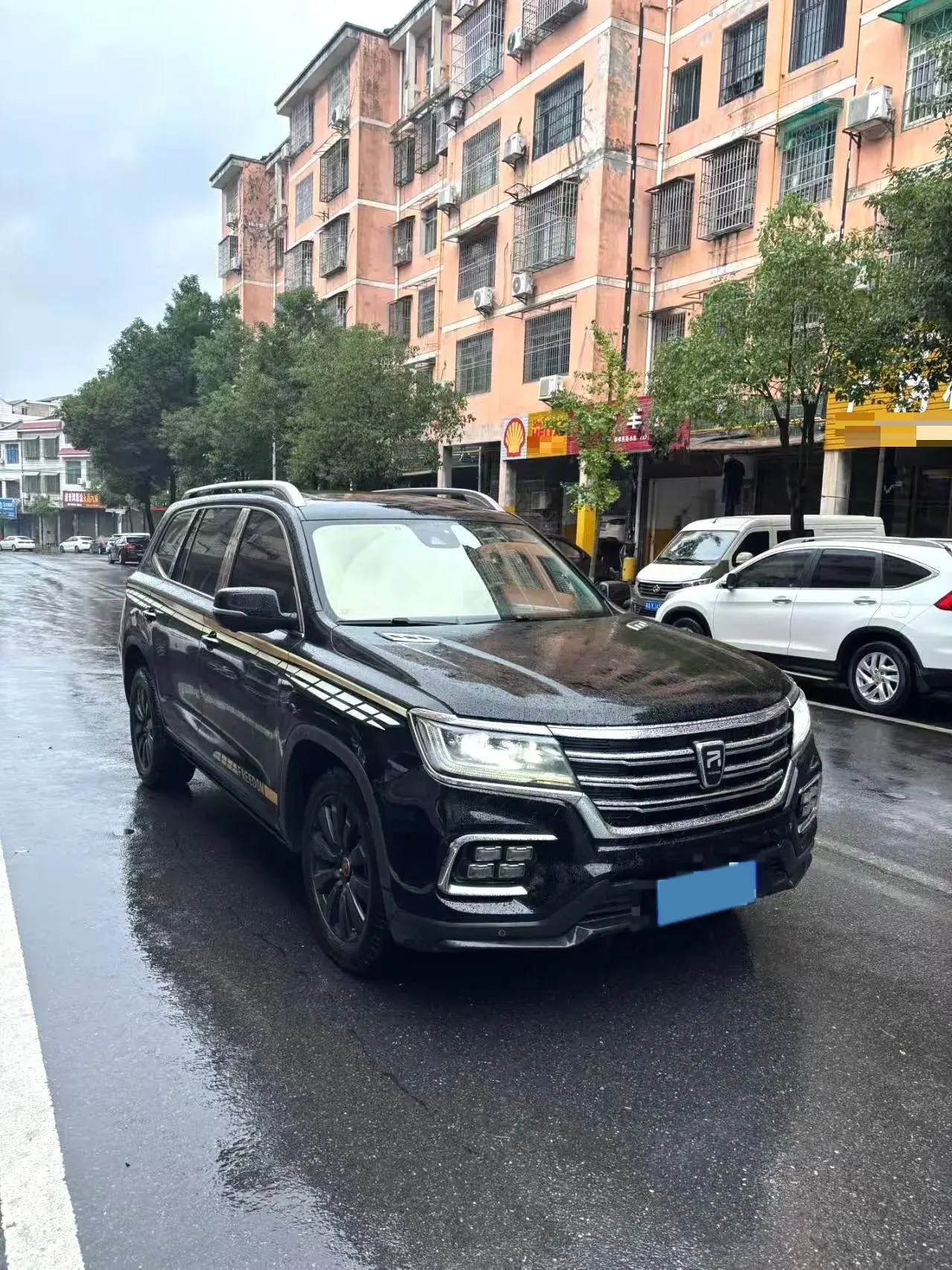 2018 ROEWE RX8 thumbnail 2