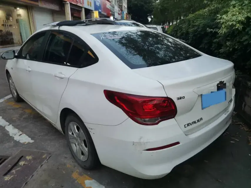 2019 CHEVROLET CAVALIER thumbnail 2