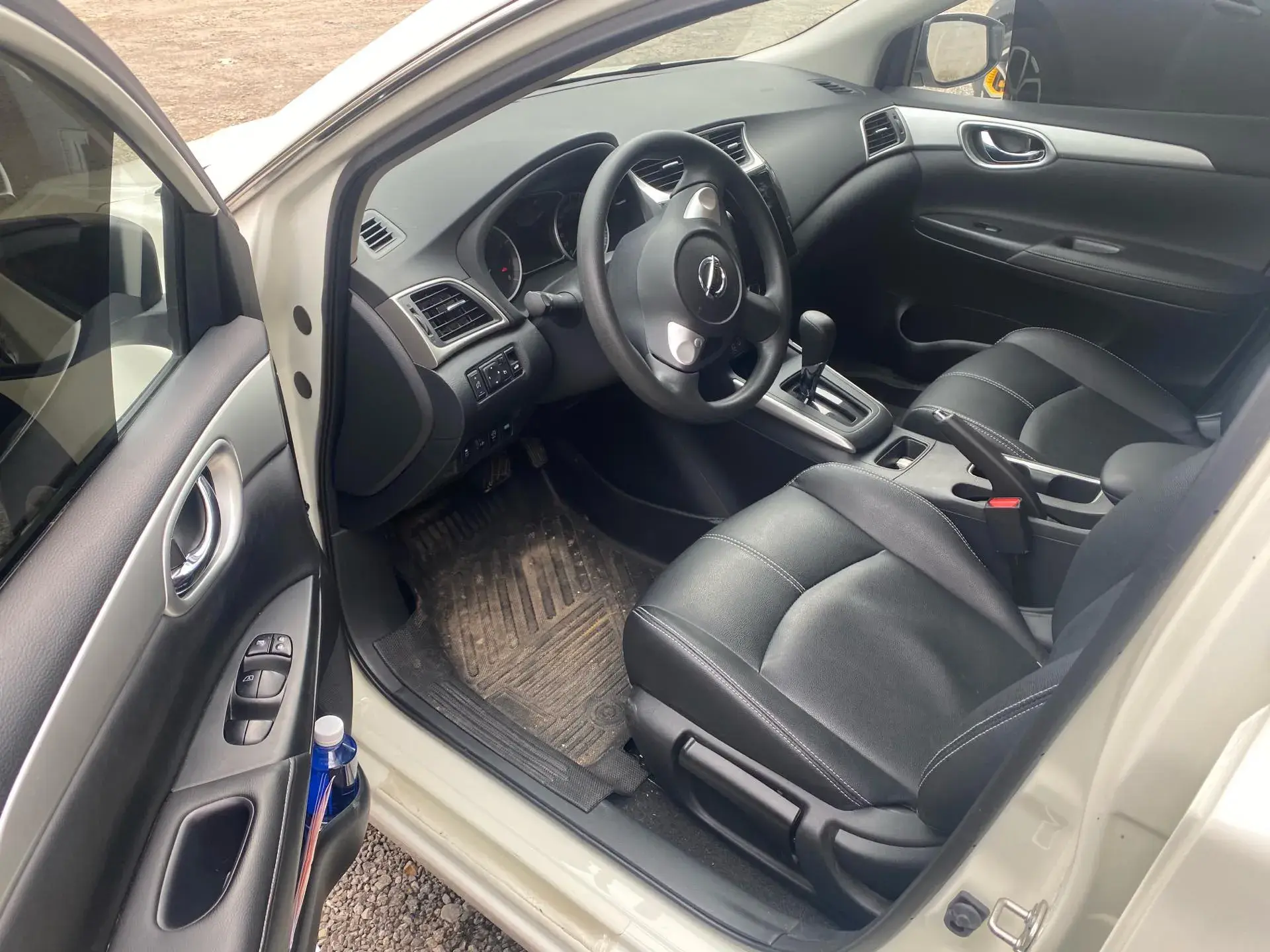 2024 NISSAN SYLPHY thumbnail 2