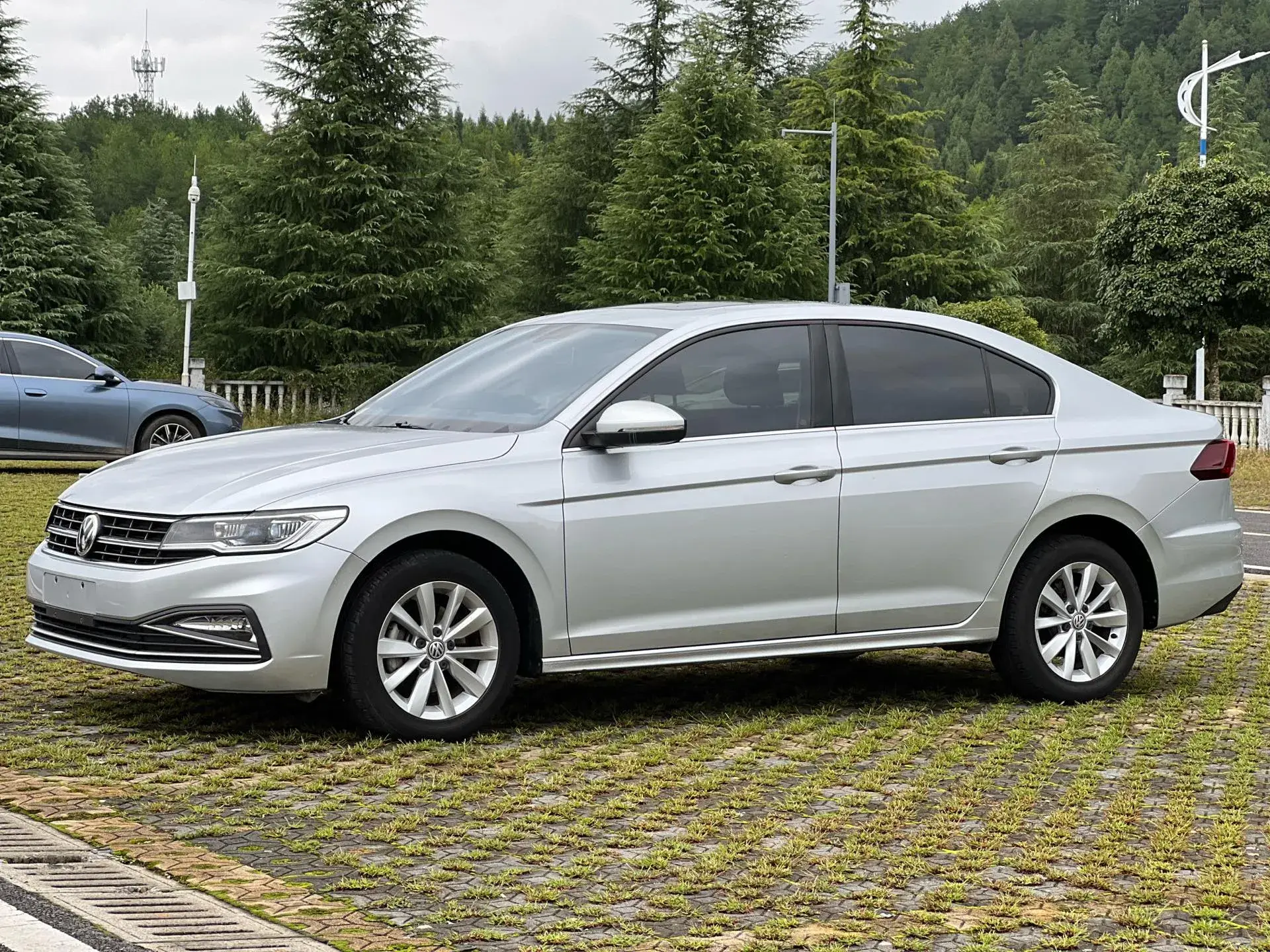 2020 VOLKSWAGEN BORA view 1