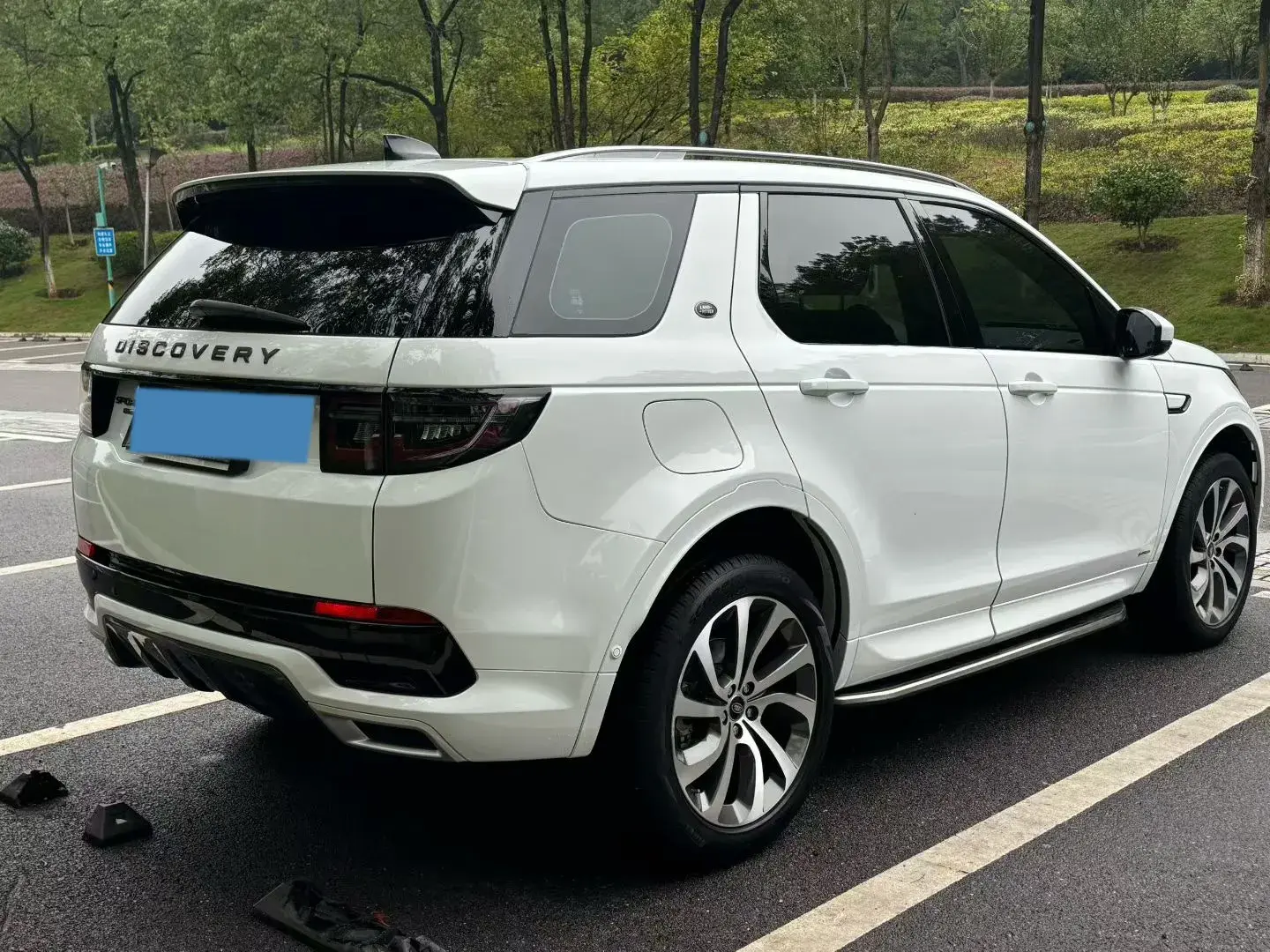2020 LAND ROVER thumbnail 4