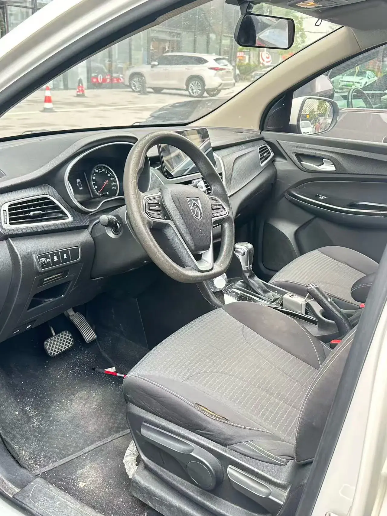 2019 BAOJUN 730 thumbnail 3