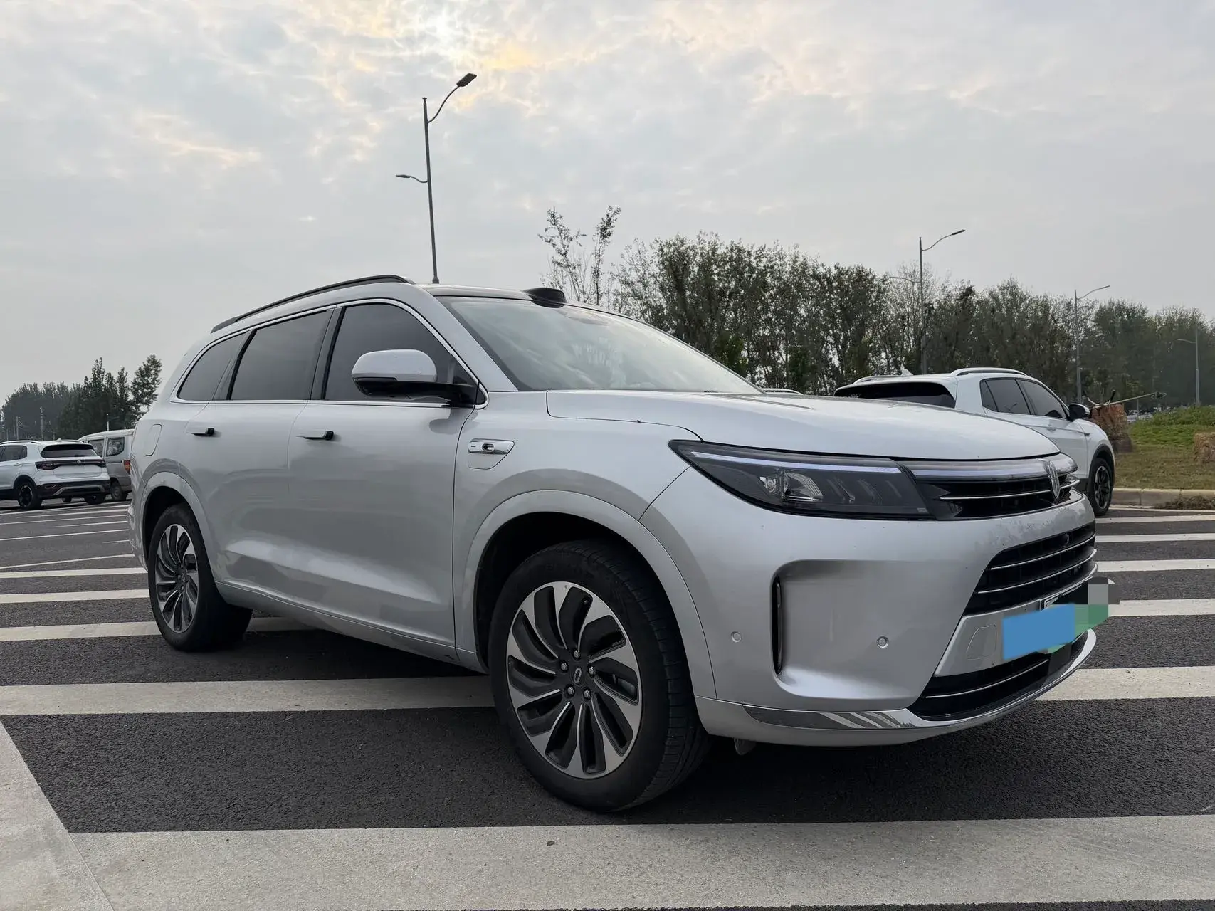 2024 AITO AITO thumbnail 3