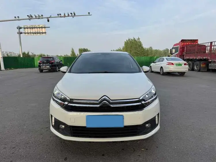 2018 CITROEN C4 thumbnail 2