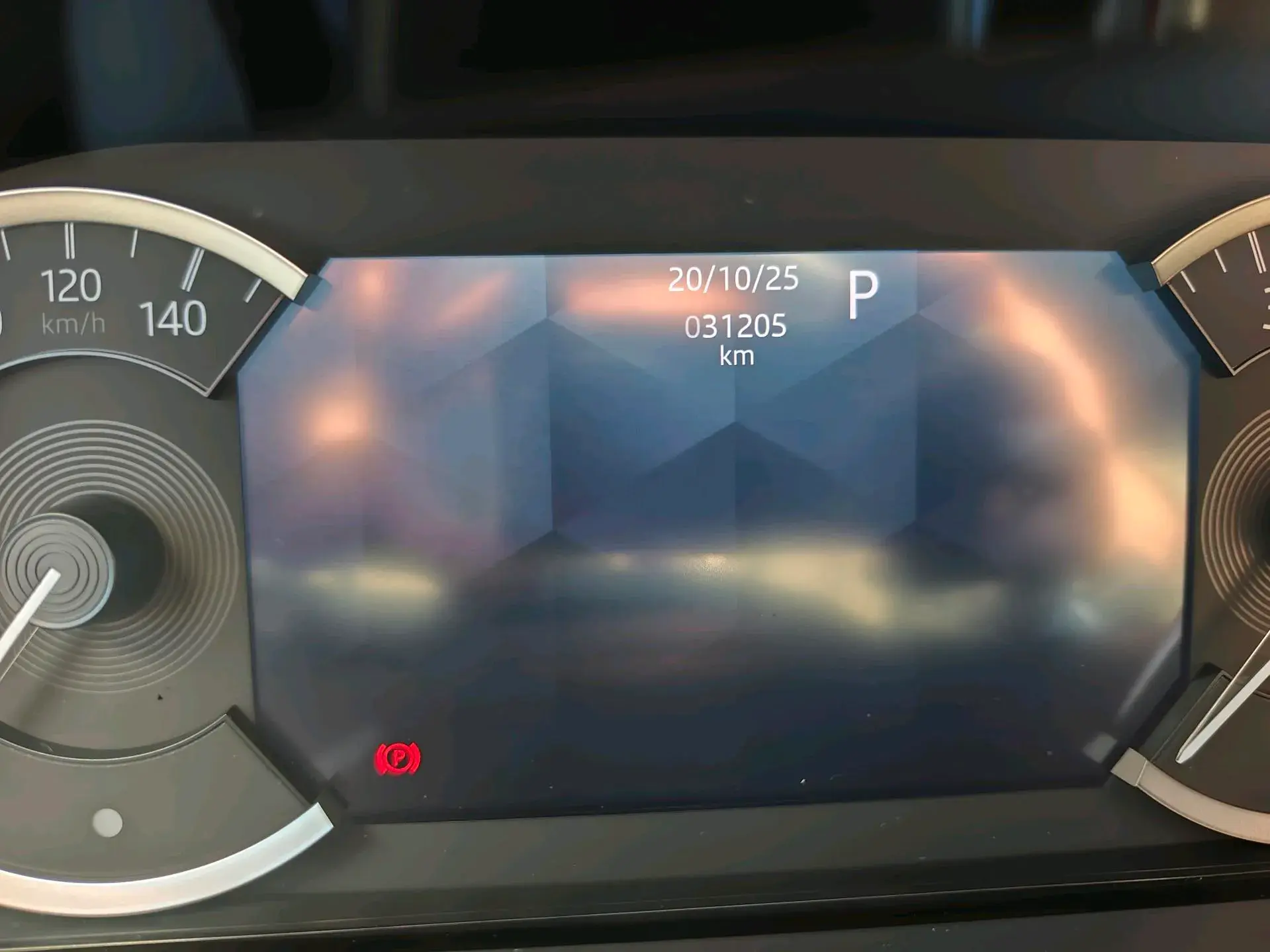 2023 LAND ROVER thumbnail 3