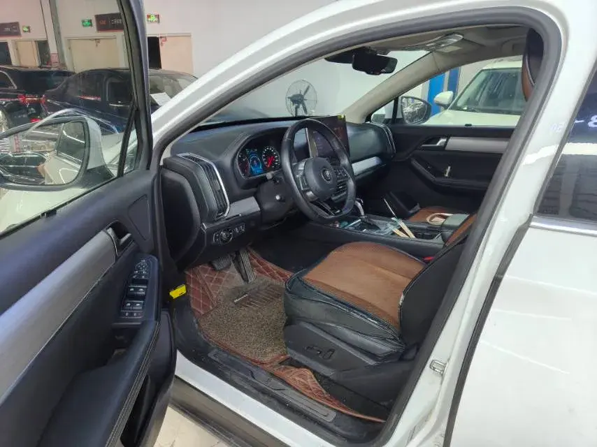 2018 BYD TANG thumbnail 4