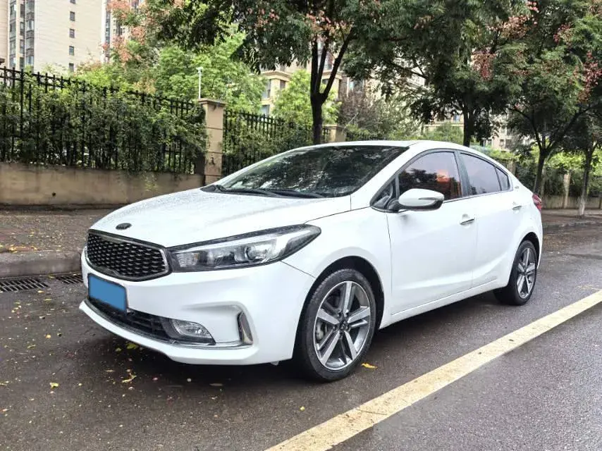 2017 KIA K3 view 1