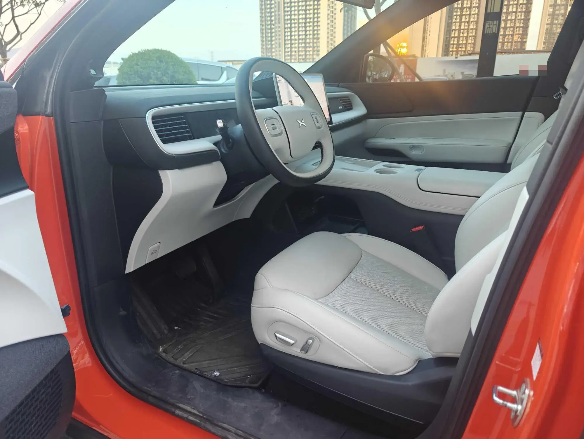 2023 XPENG G6 thumbnail 4