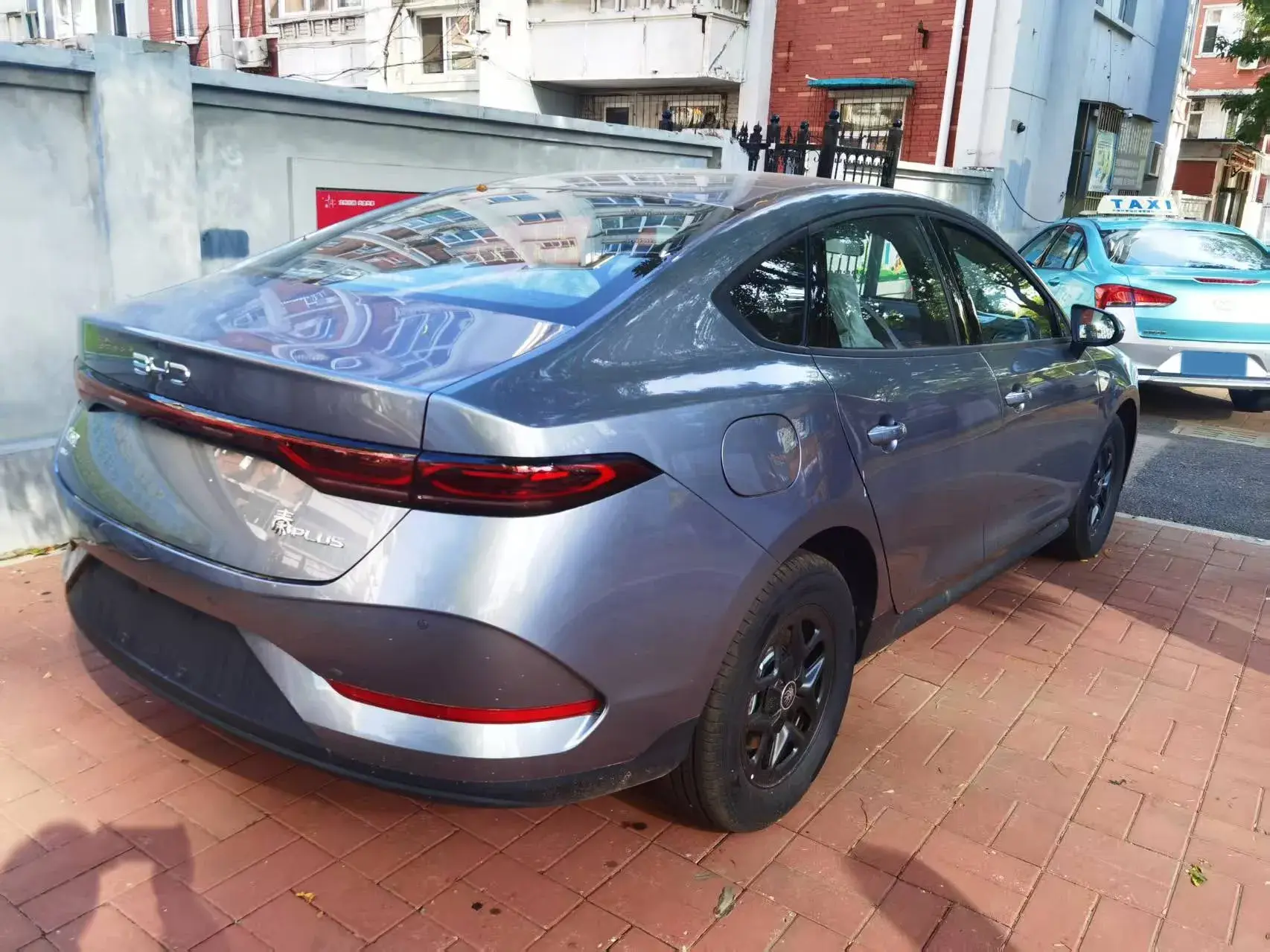 2025 BYD SEAL05 thumbnail 2