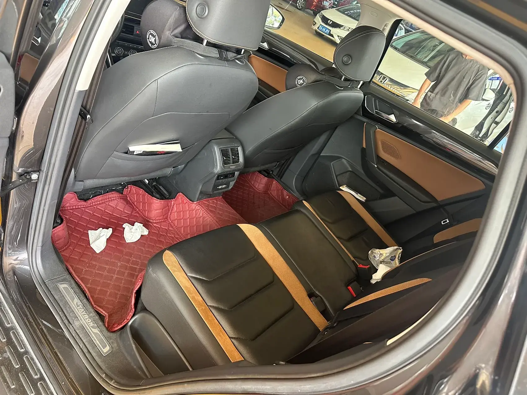 2019 VOLKSWAGEN TAYRON thumbnail 4