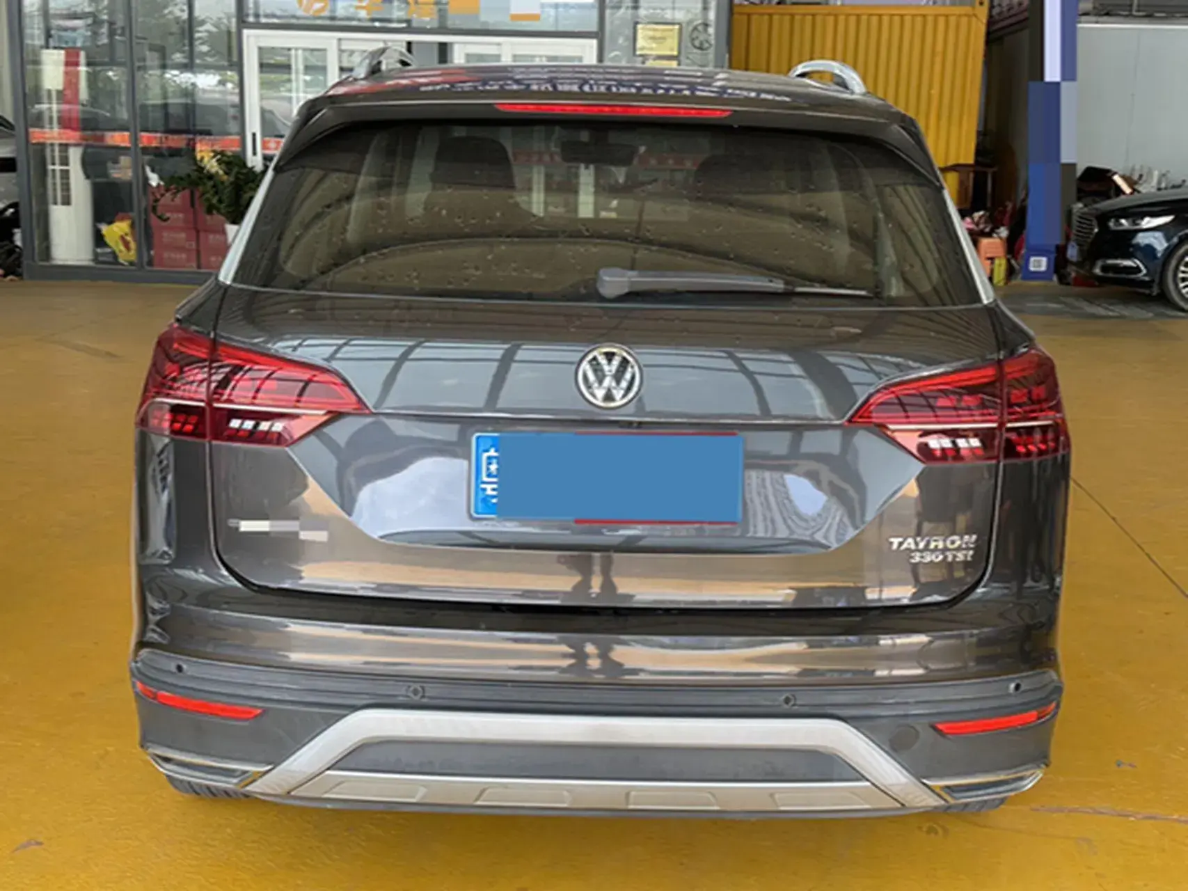 2019 VOLKSWAGEN TAYRON thumbnail 3