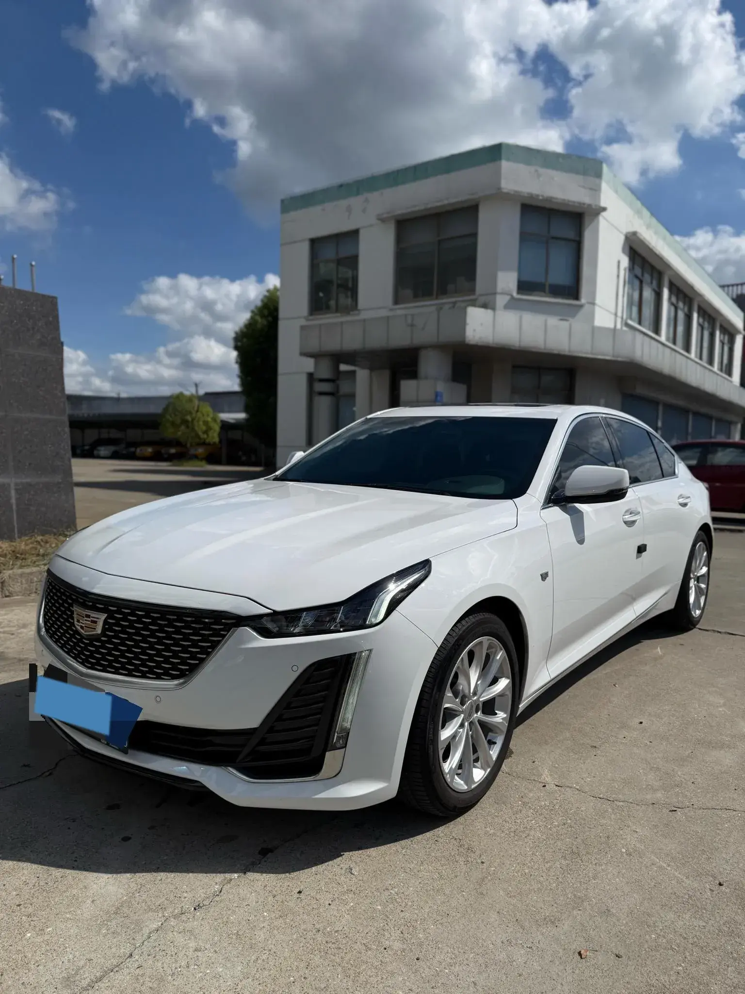 2022 CADILLAC CT5 view 1