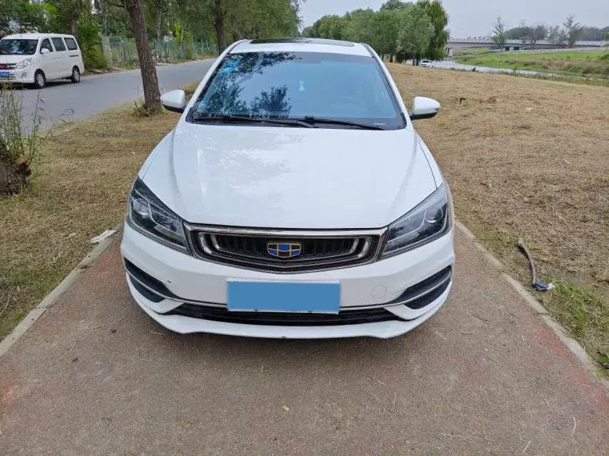 2018 GEELY EMGRAND thumbnail 2