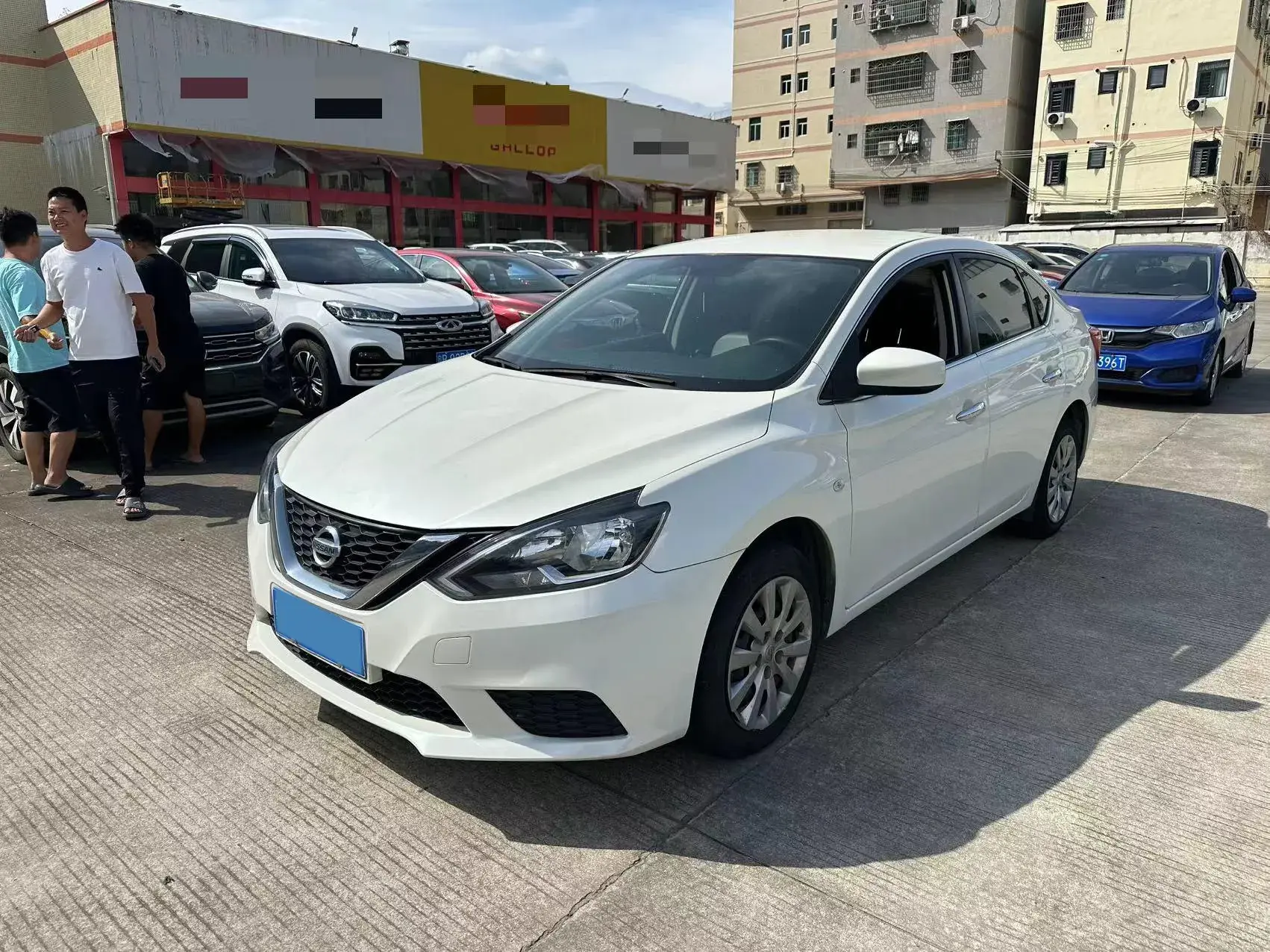 2021 NISSAN SYLPHY view 1