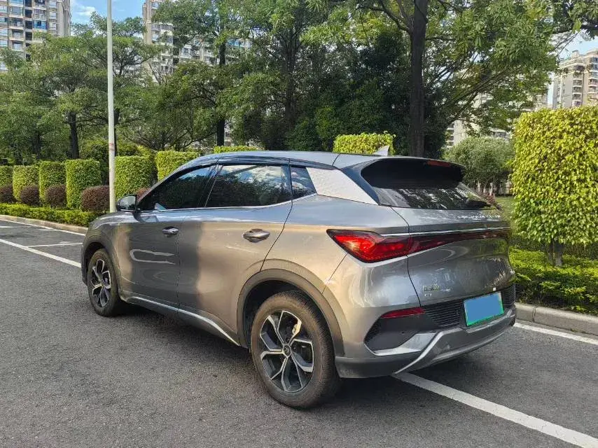 2023 BYD YUAN thumbnail 4