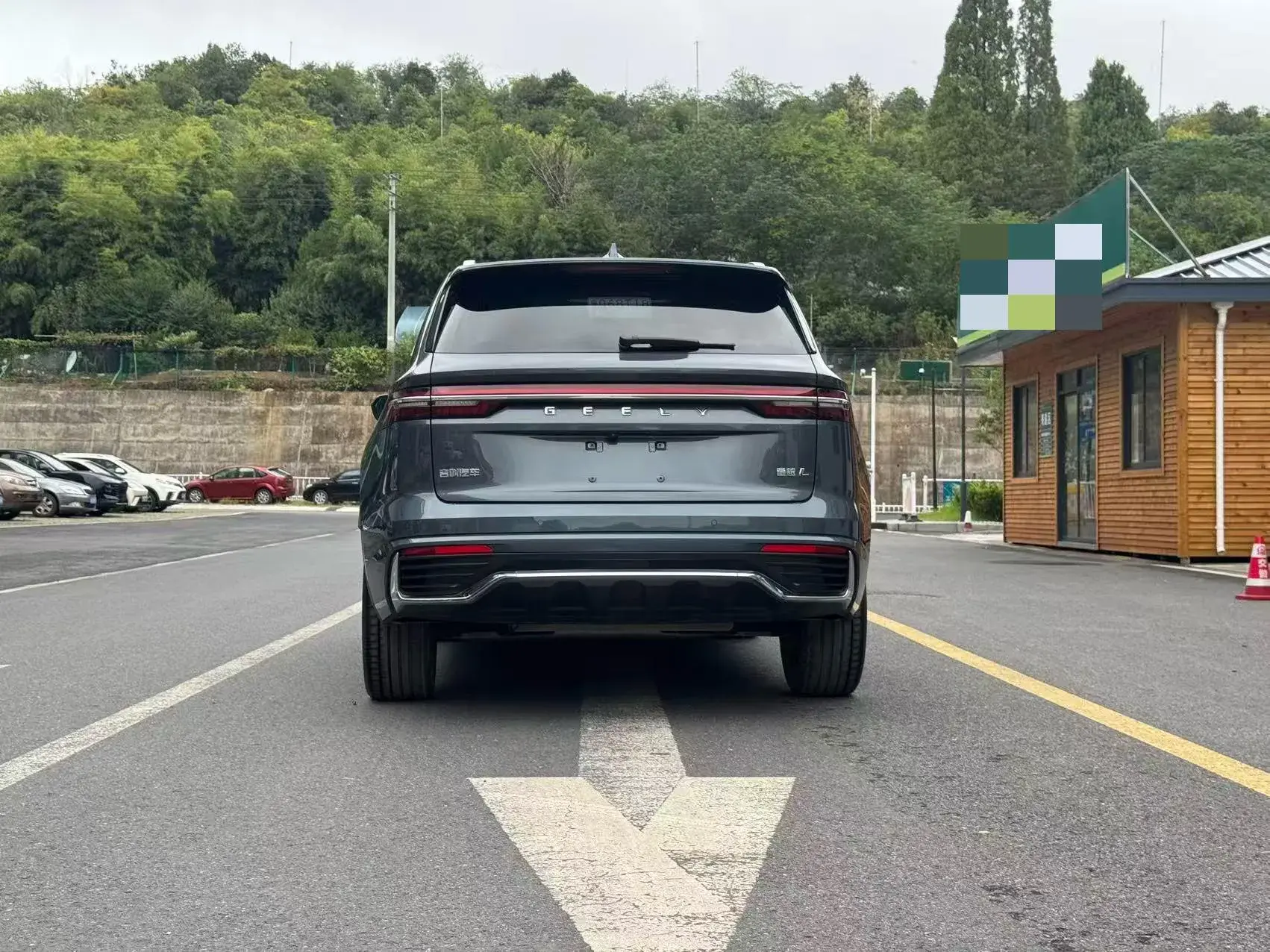 2024 GEELY MONJARO thumbnail 4