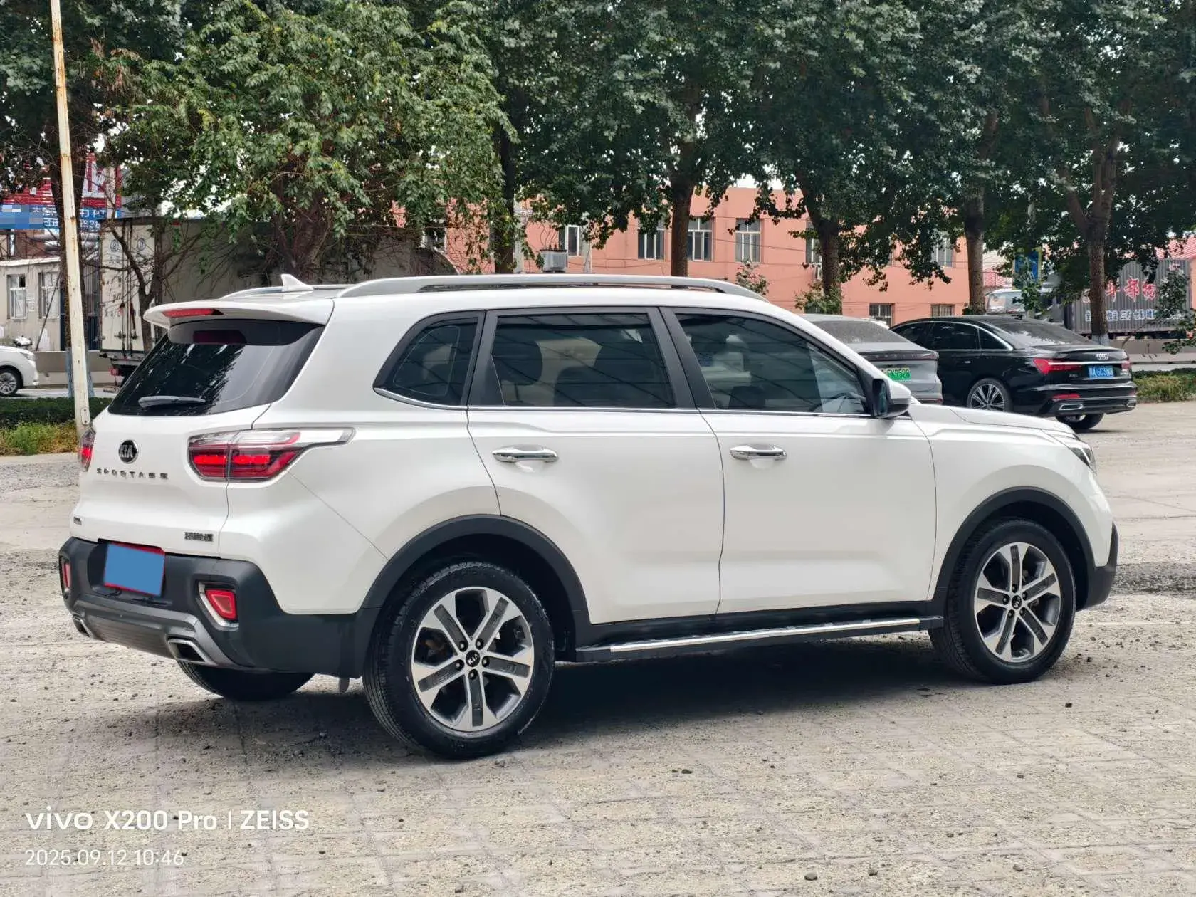 2018 KIA SPORTAGE thumbnail 4