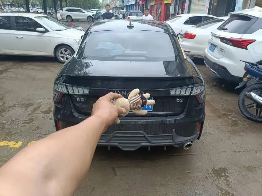 2020 LYNK&CO 03 thumbnail 2