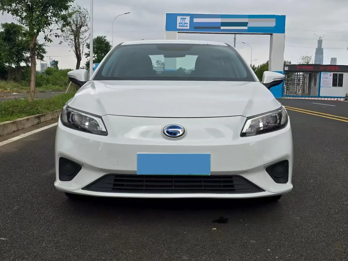 2019 AION S thumbnail 2