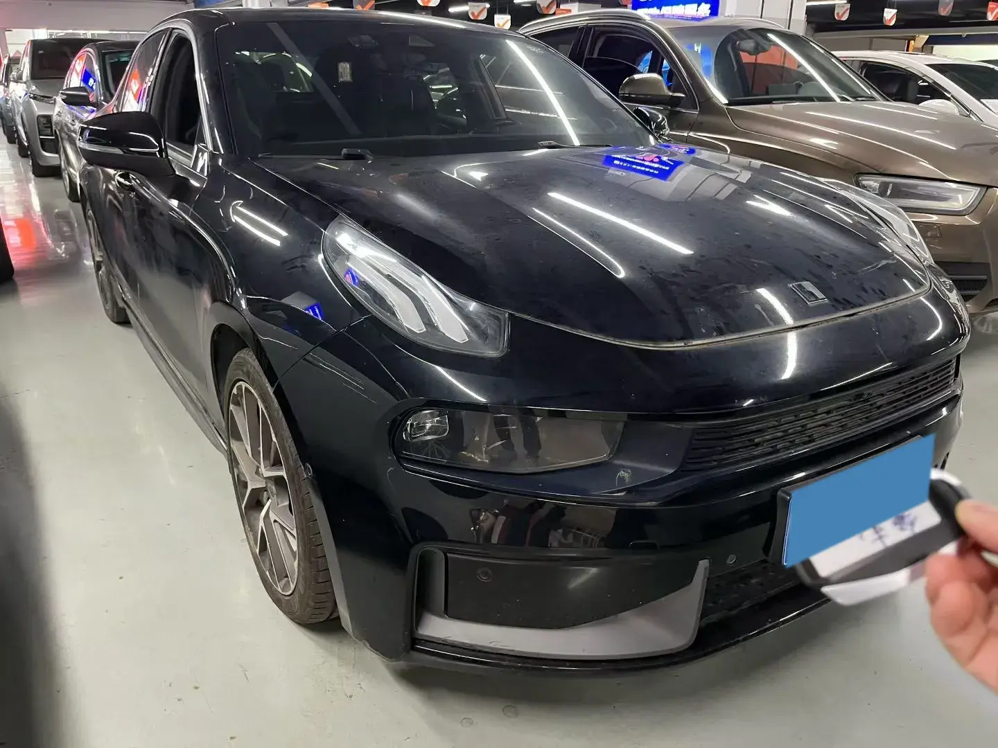 2018 LYNK&CO 03 thumbnail 2