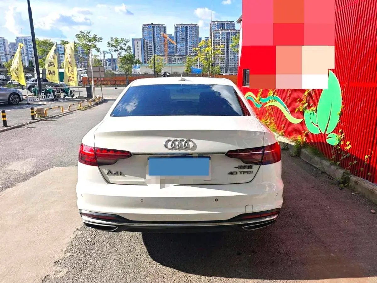 2020 AUDI A4L thumbnail 3