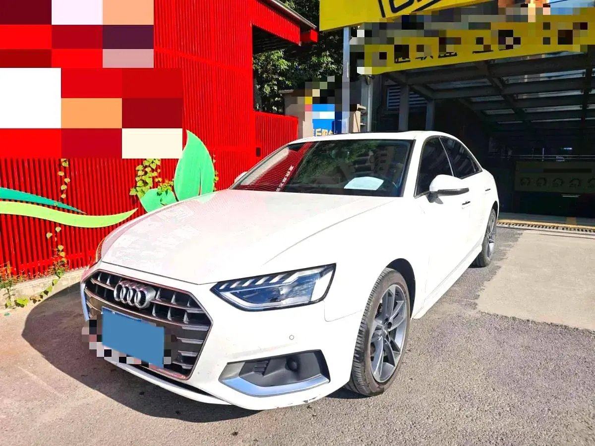 2020 AUDI A4L view 1