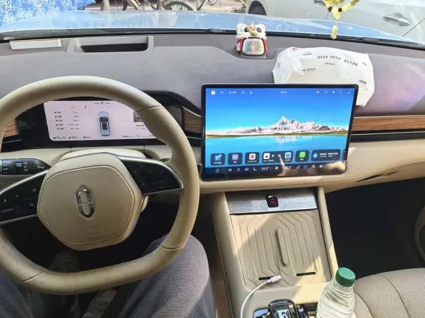 2024 AITO AITO thumbnail 3