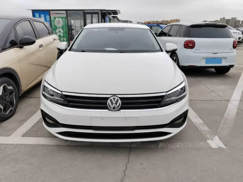 2021 VOLKSWAGEN LAMANDO thumbnail 2