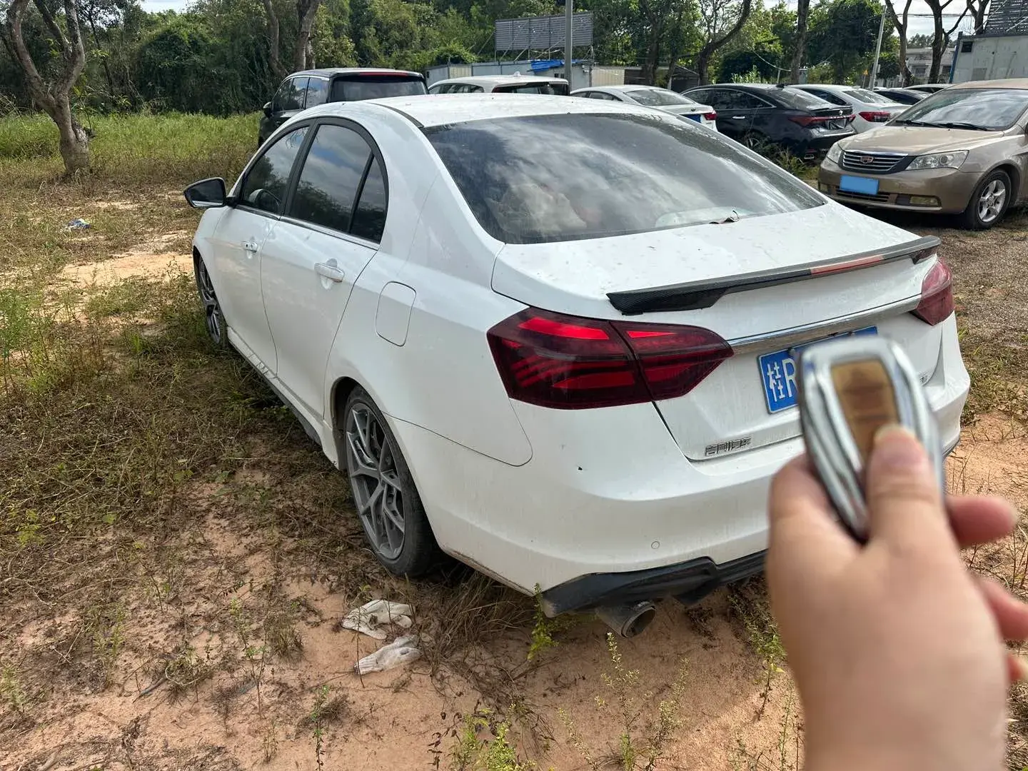 2020 GEELY EMGRAND thumbnail 4