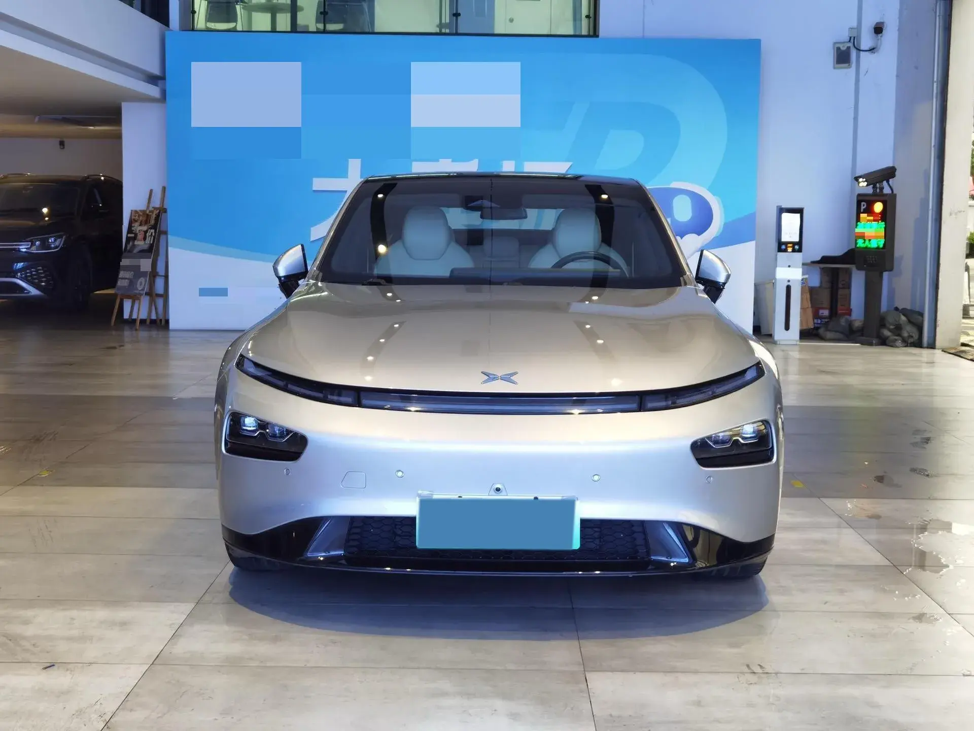 2021 XPENG P7 thumbnail 2