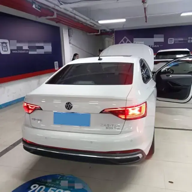 2025 VOLKSWAGEN SAGITAR thumbnail 3