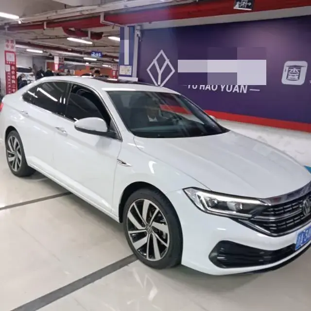 2025 VOLKSWAGEN SAGITAR thumbnail 2